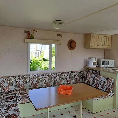 Camping Le Kergorz Plomodiern Camera foto